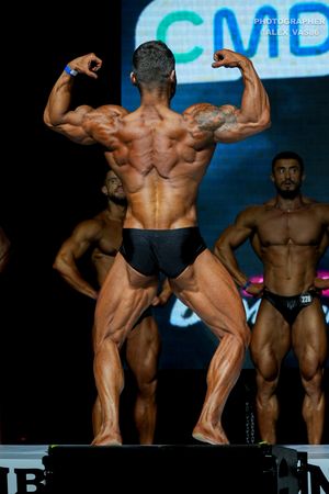 CLASSIC PHYSIQUE НОВИЧКИ